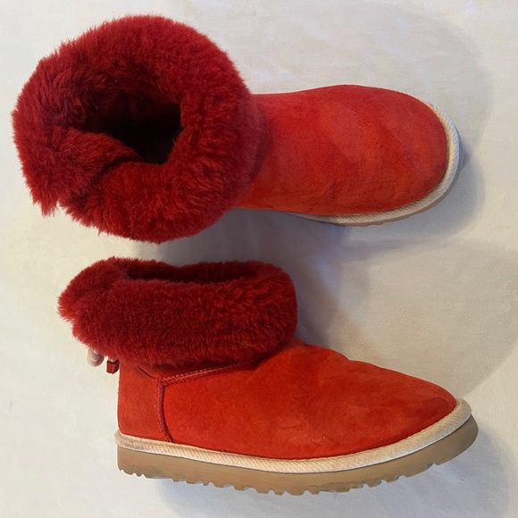 7 Ugg Selene Boot Red Suede Nautical Rope Back Accent warm rare excellent condit - Picture 15 of 15
